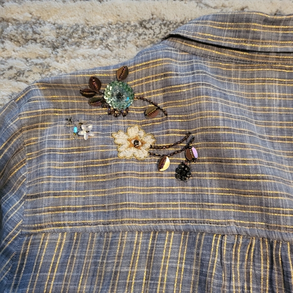 Beautiful HD from Anthropologie linen blouse - Picture 6 of 11